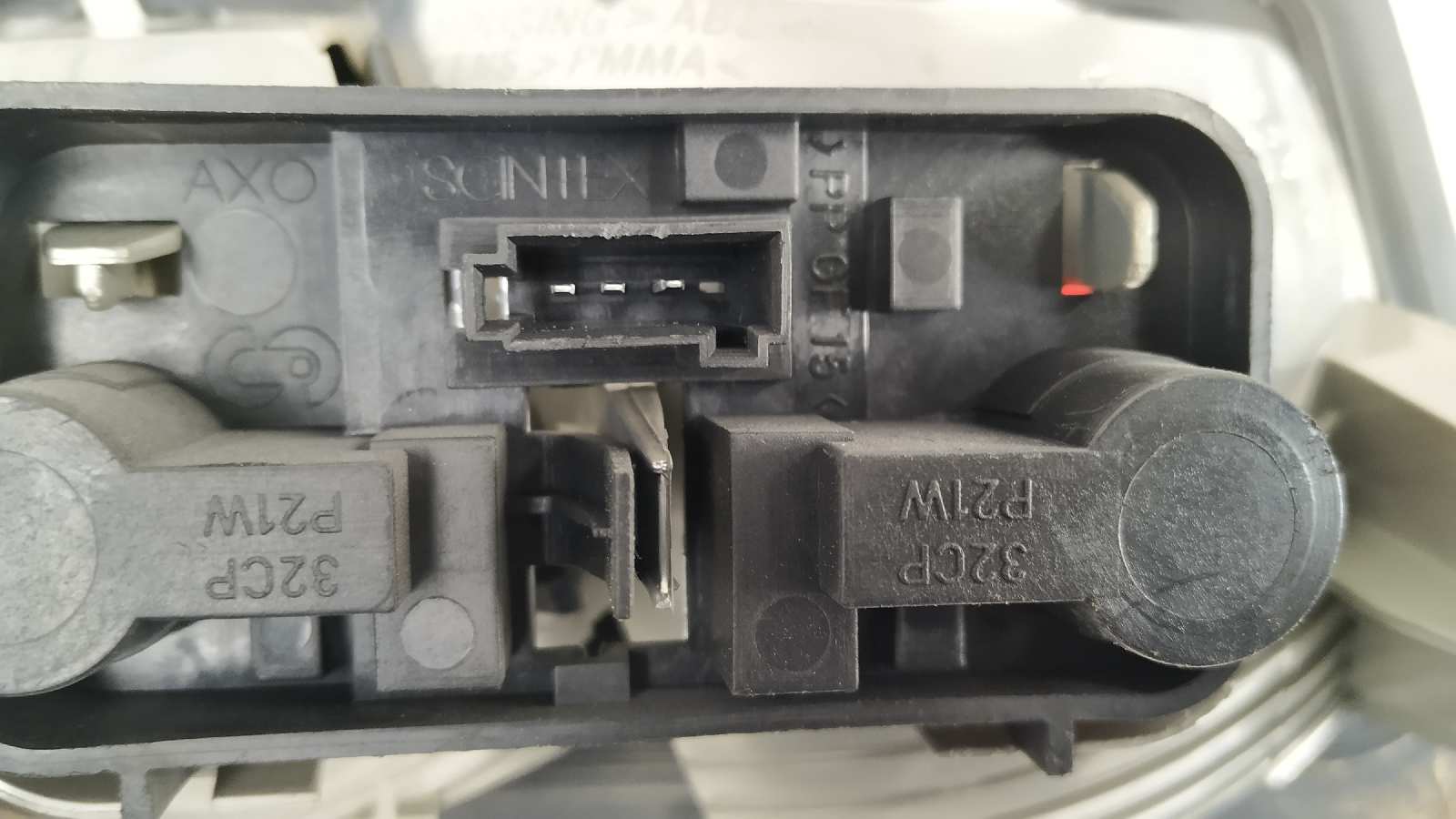 PILOTO PORTON IZQUIERDO SAAB 9-3 BERLINA - vista 2