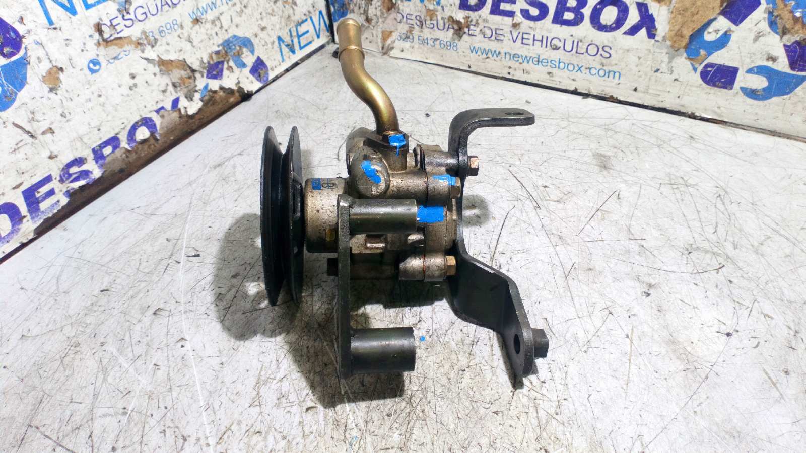 BOMBA DIRECCION NISSAN PICK-UP (D22)