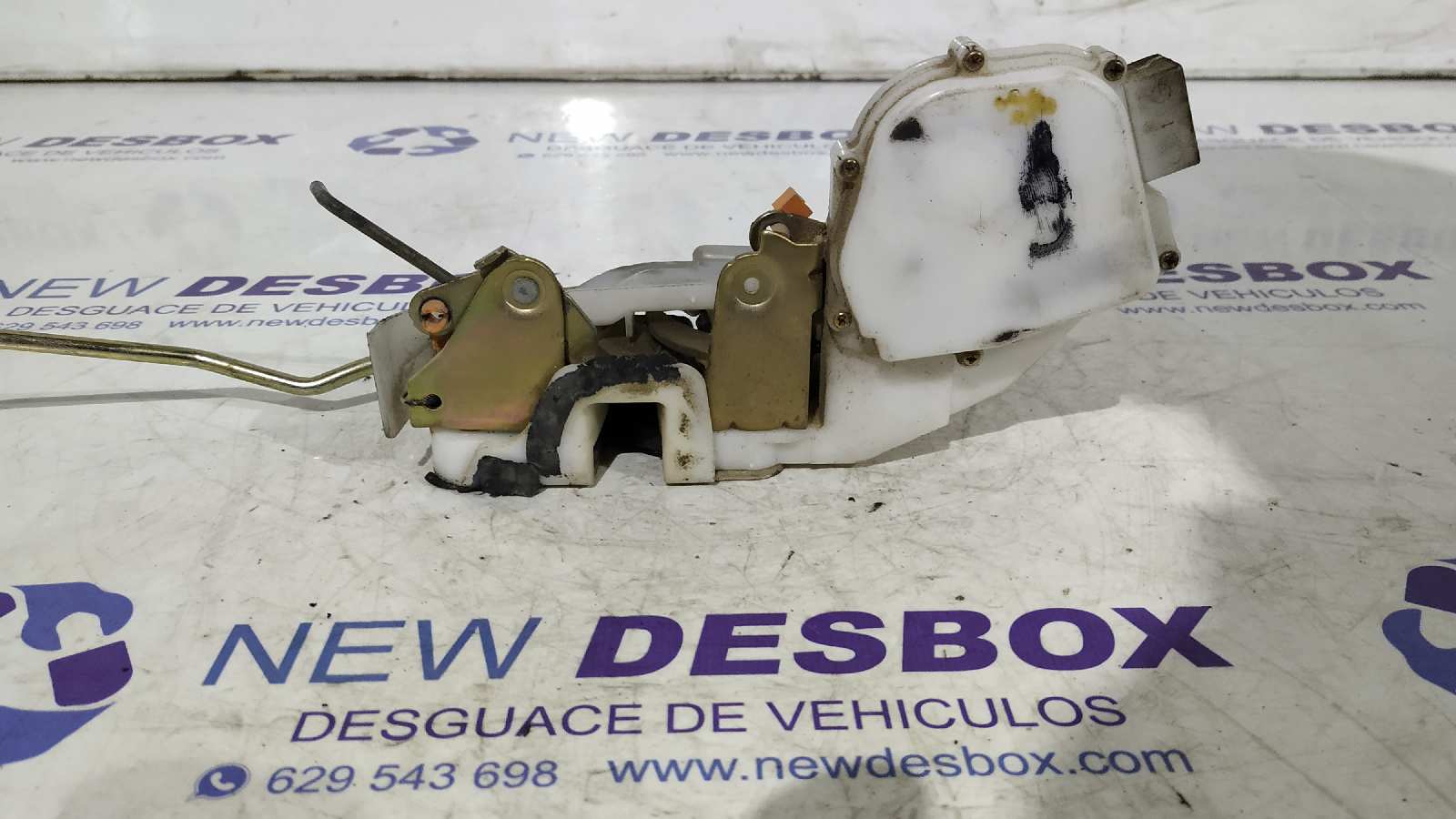 CERRADURA PUERTA DELANTERA IZQUIERDA MITSUBISHI L 200 (K34T) - vista 3