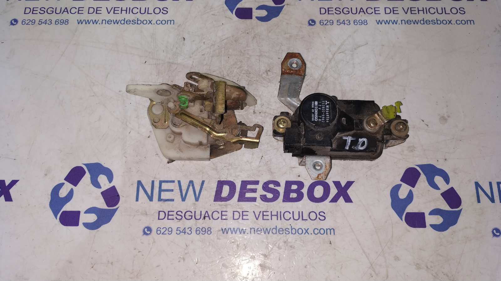 CERRADURA PUERTA TRASERA DERECHA MITSUBISHI MONTERO (V20/V40)