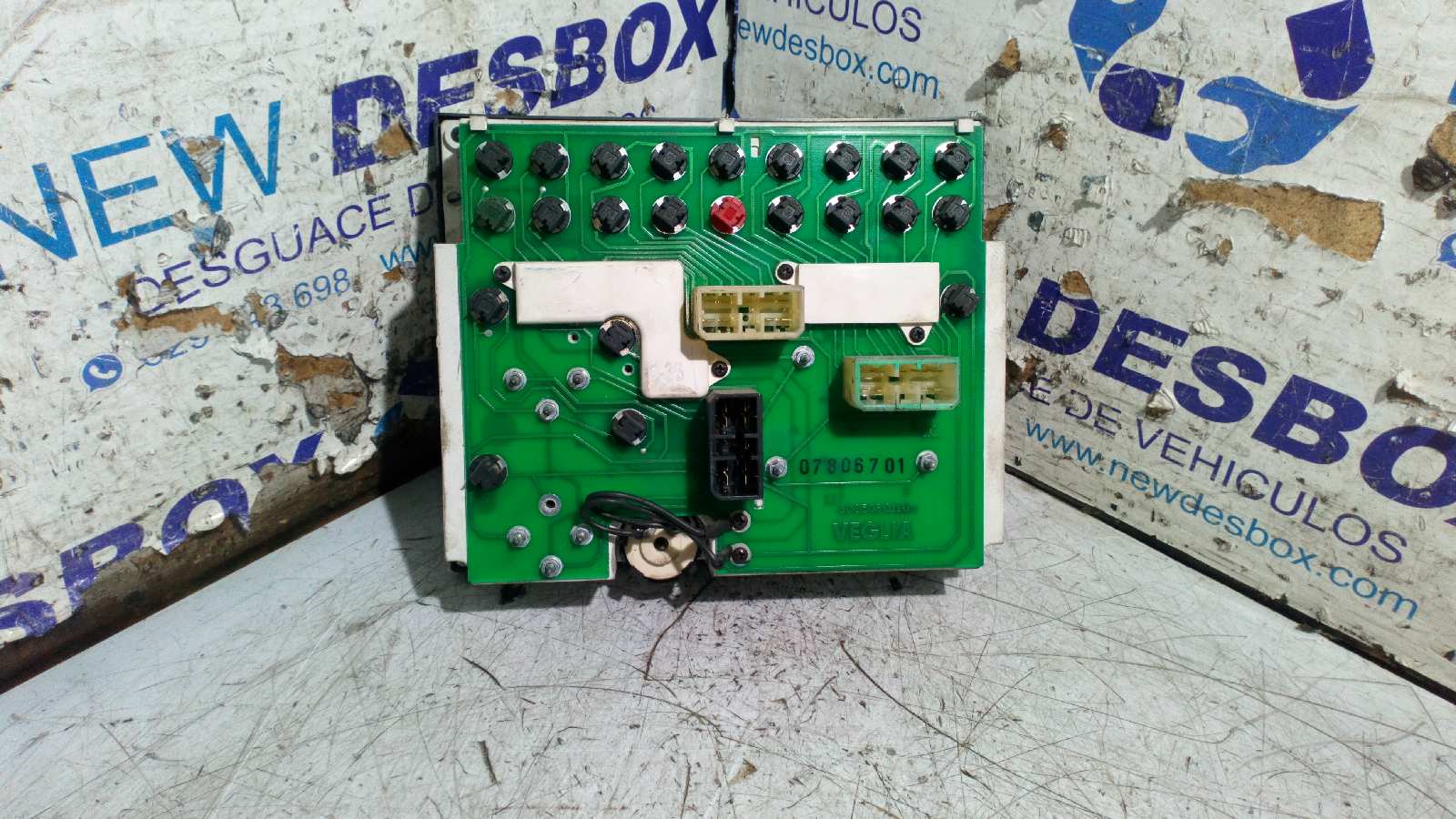 CUADRO INSTRUMENTOS IVECO DAILY CAJA ABIERTA / VOLQUETE - vista 2