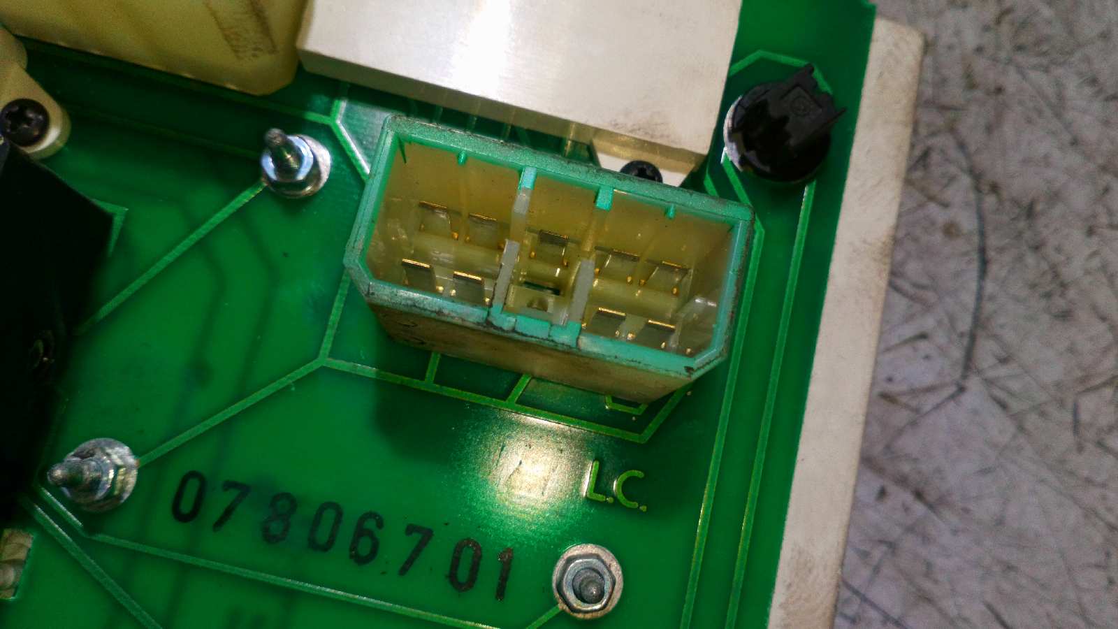 CUADRO INSTRUMENTOS IVECO DAILY CAJA ABIERTA / VOLQUETE - vista 4