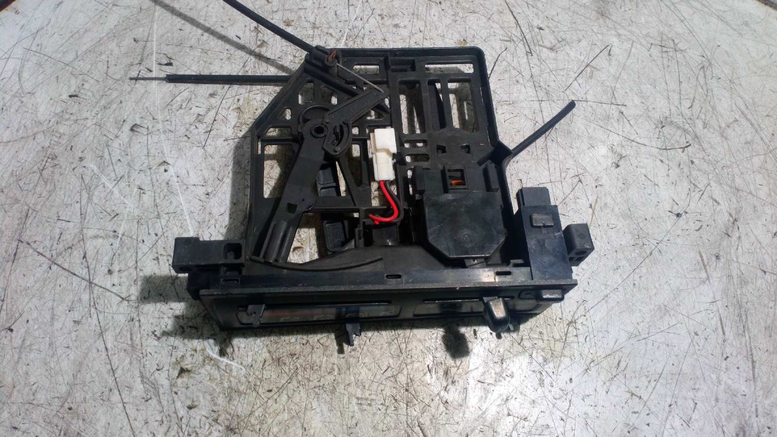 MANDO CALEFACCION / AIRE ACONDICIONADO NISSAN SERENA (C23M) - vista 3