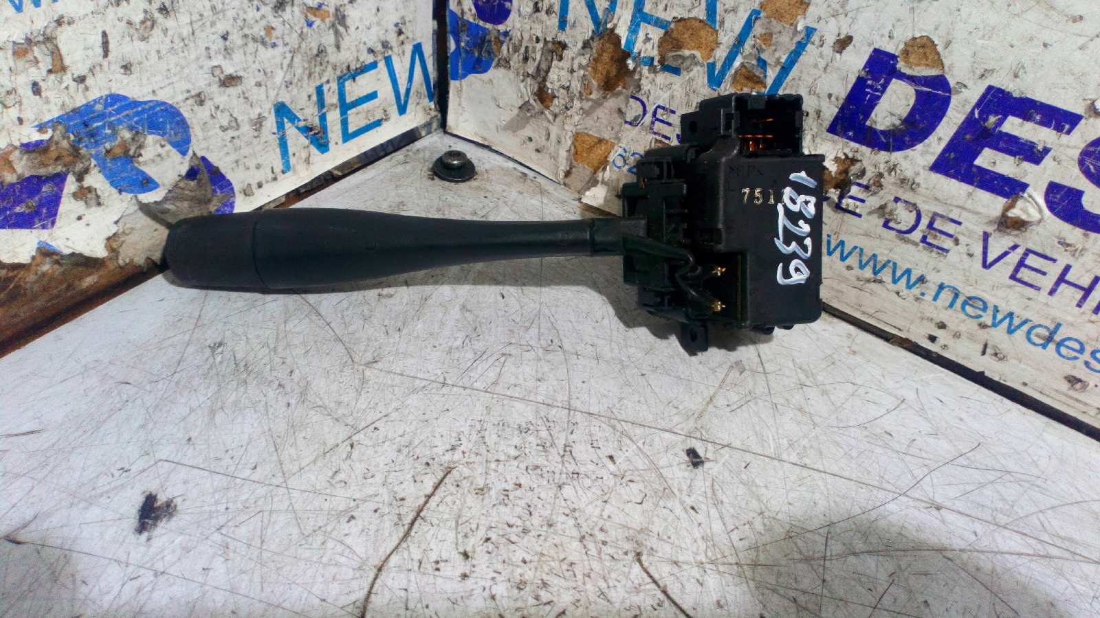 MANDO LIMPIA NISSAN ALMERA (N16/E) - vista 2