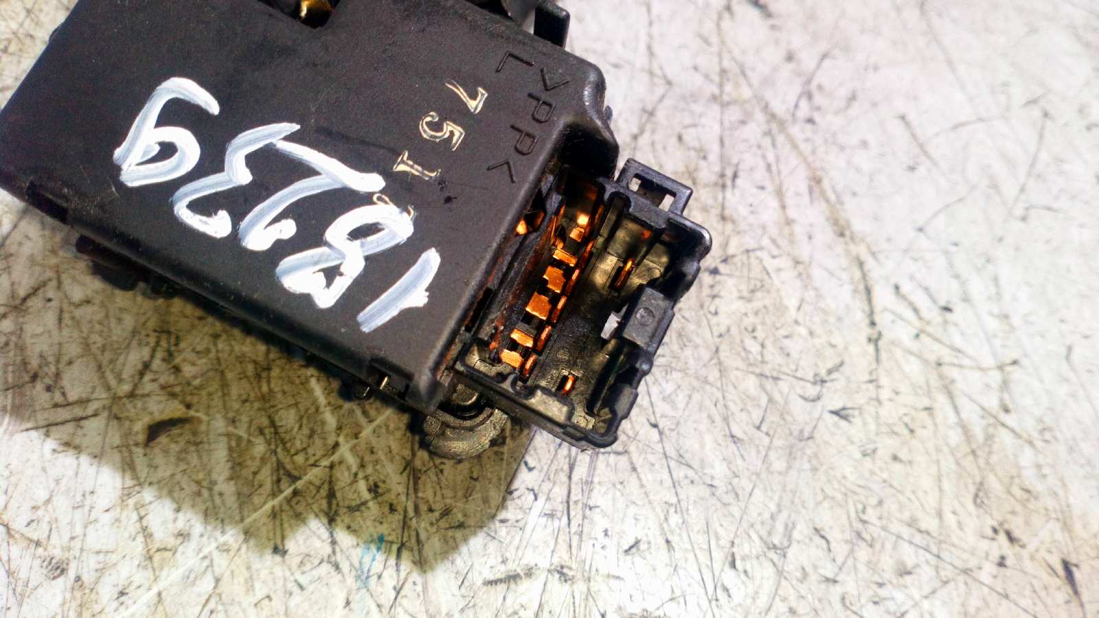 MANDO LIMPIA NISSAN ALMERA (N16/E) - vista 3