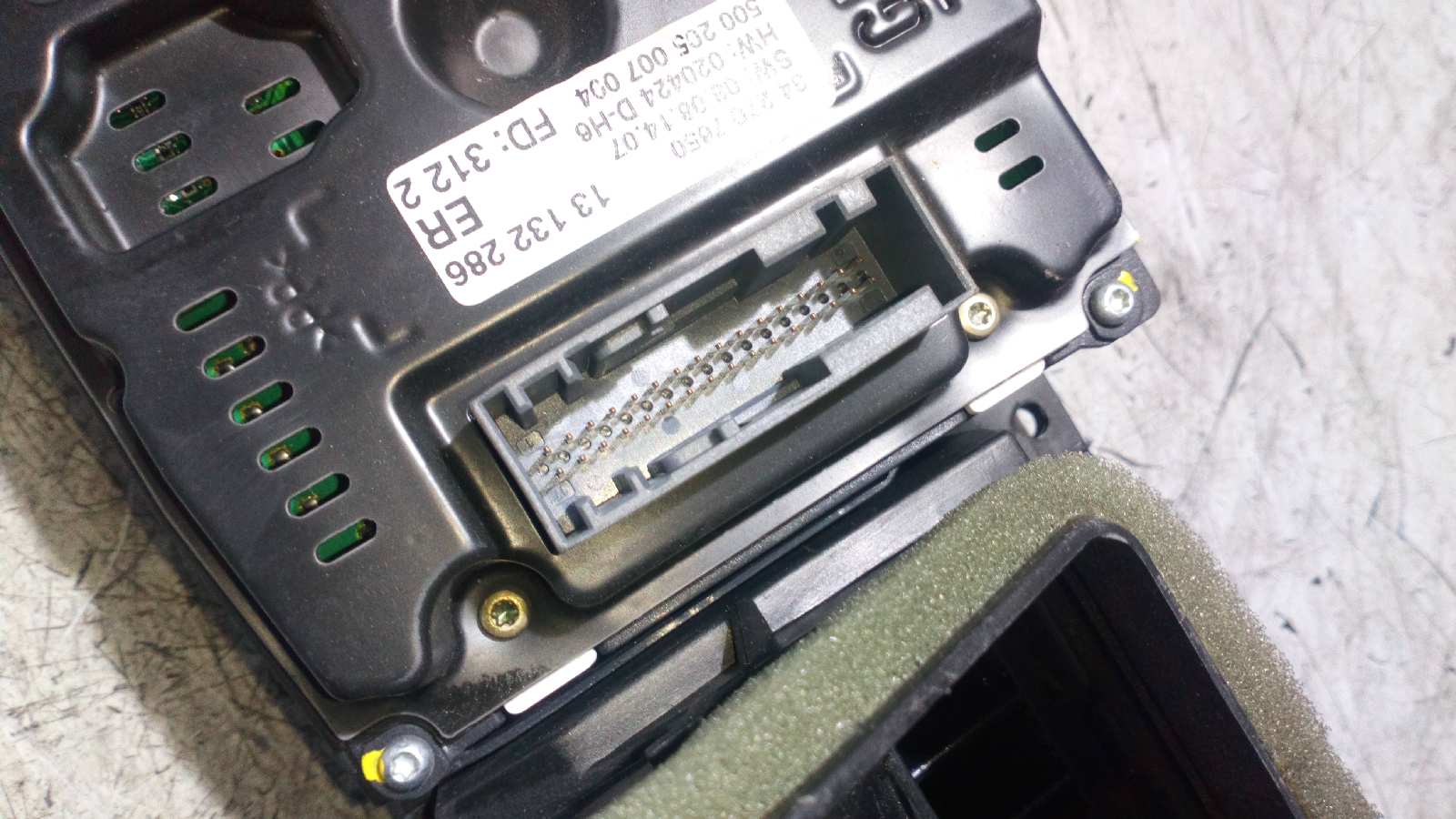 PANTALLA MULTIFUNCION OPEL VECTRA C BERLINA - vista 3