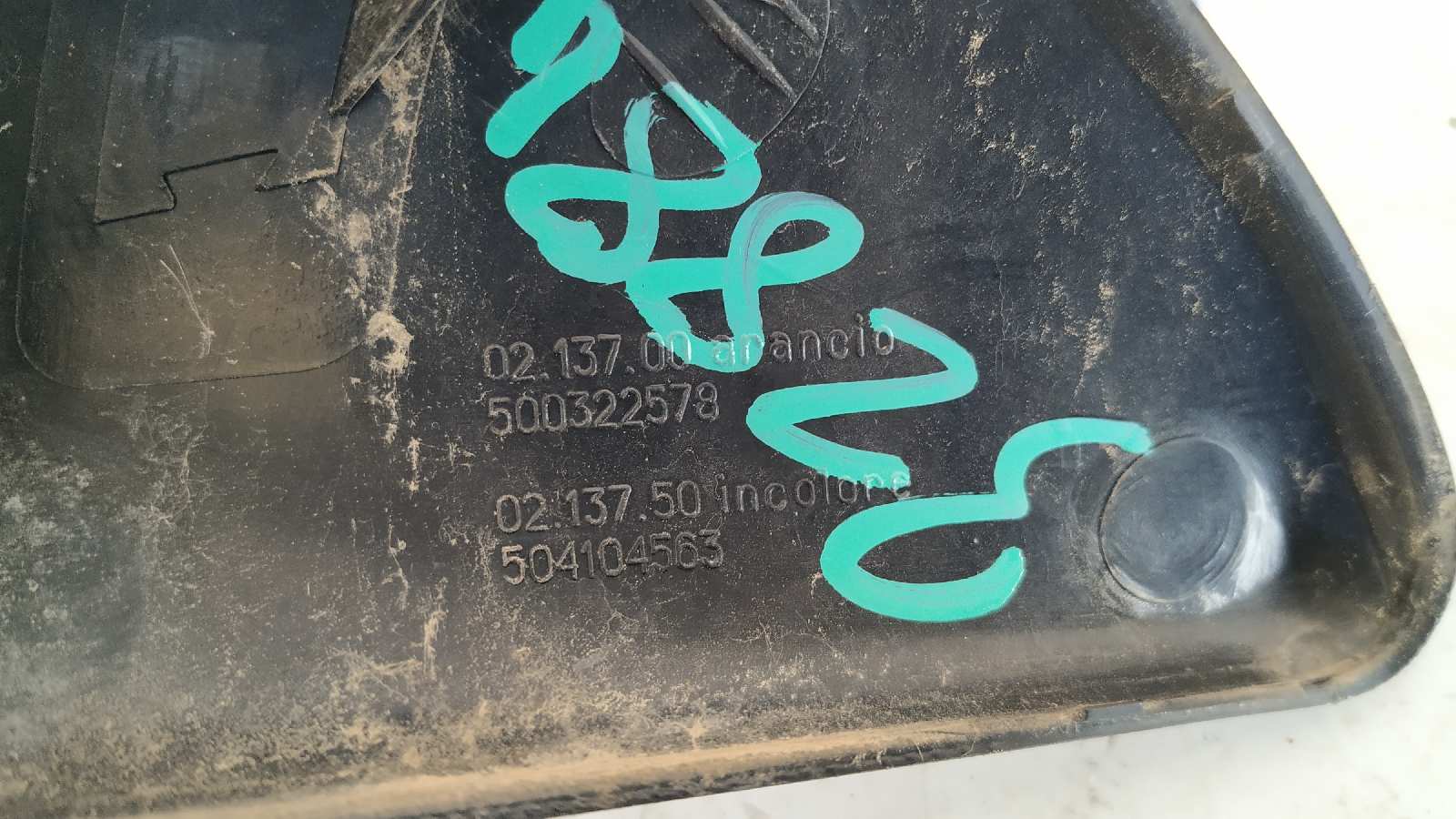 PILOTO LATERAL IZQUIERDO IVECO DAILY CAJA ABIERTA / VOLQUETE - vista 4