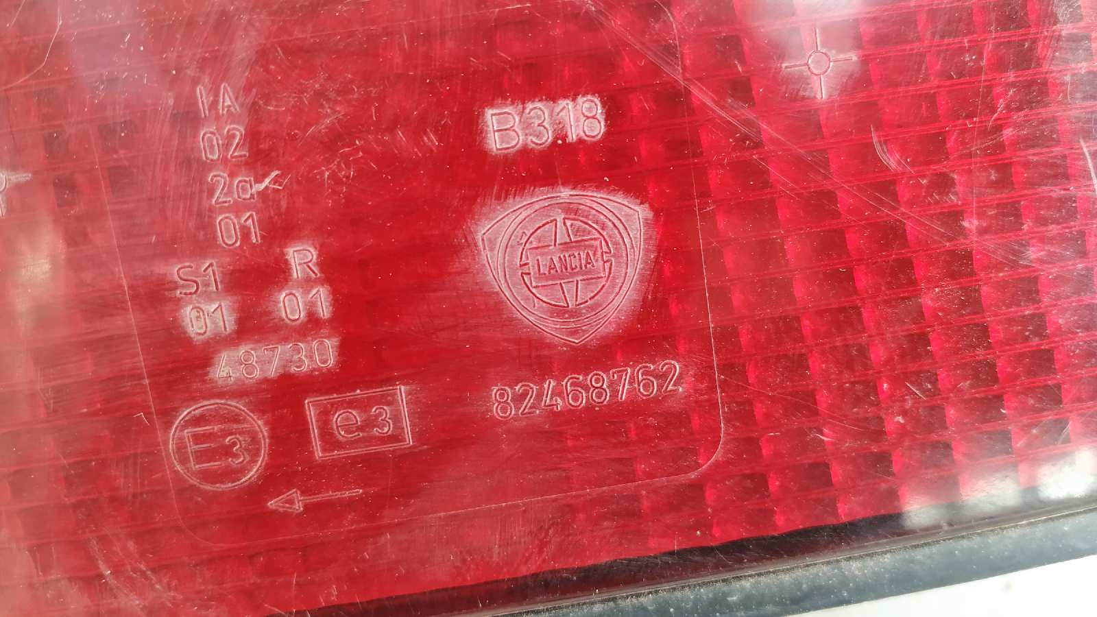 PILOTO TRASERO IZQUIERDO LANCIA DELTA - vista 3