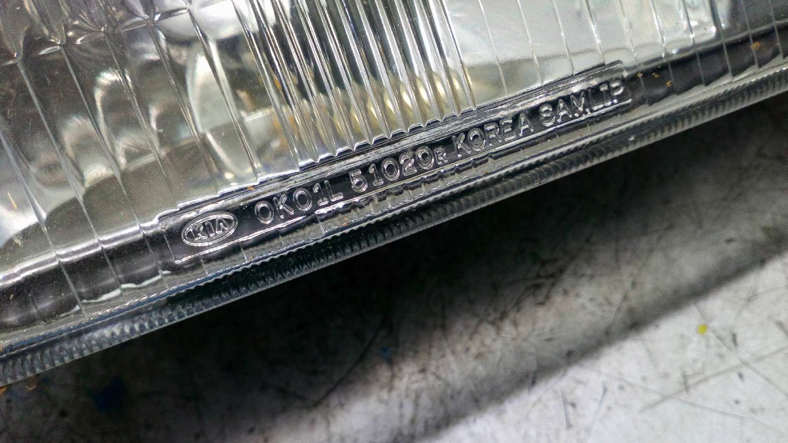 FARO DERECHO KIA SPORTAGE 2.0 - vista 2