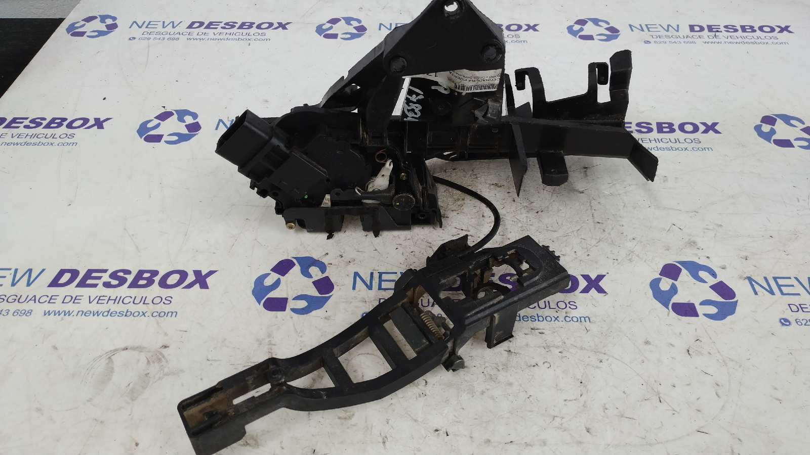 CERRADURA PUERTA DELANTERA DERECHA FORD FOCUS BERLINA (CAP)