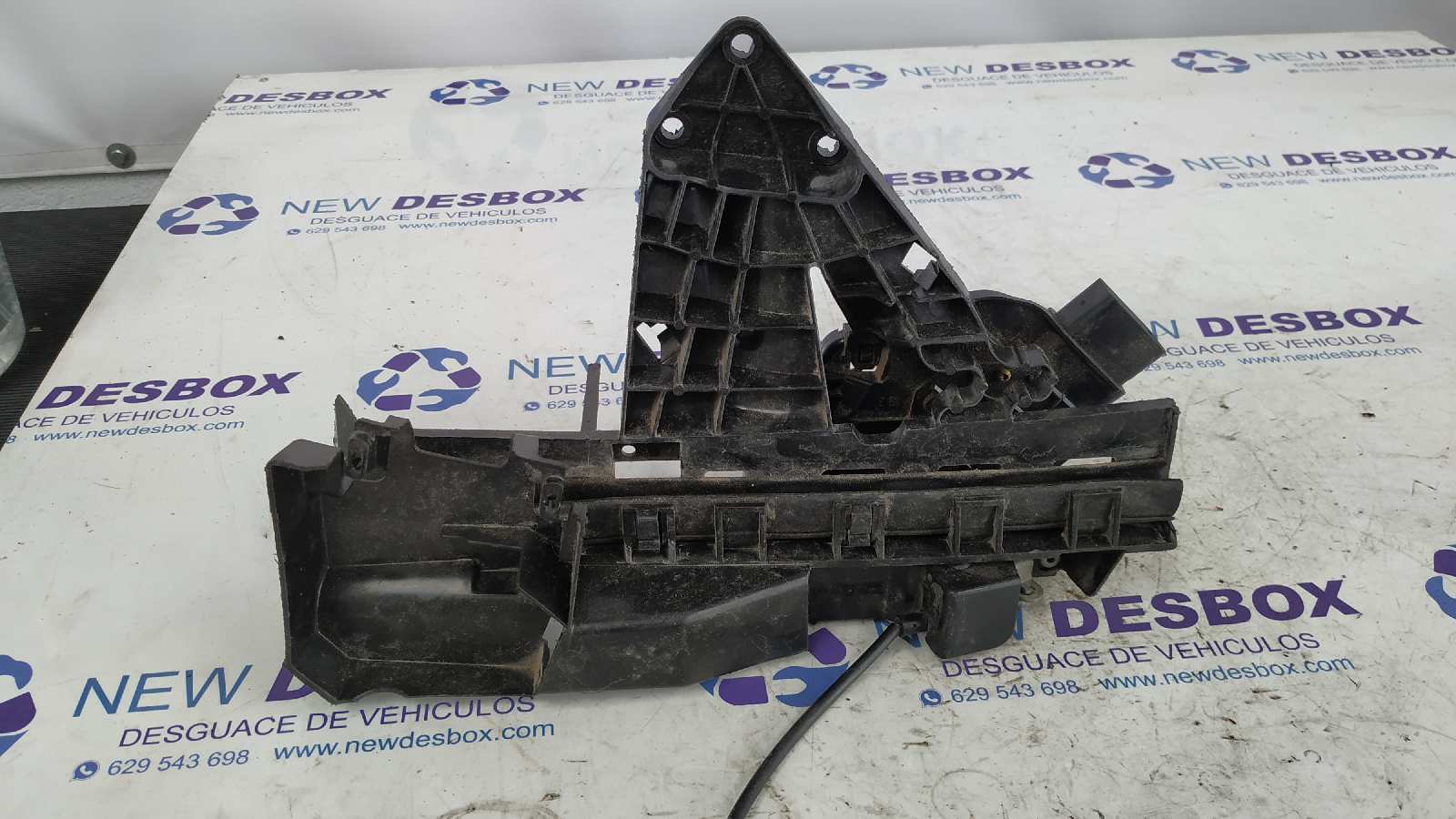 CERRADURA PUERTA DELANTERA DERECHA FORD FOCUS BERLINA (CAP) - vista 2