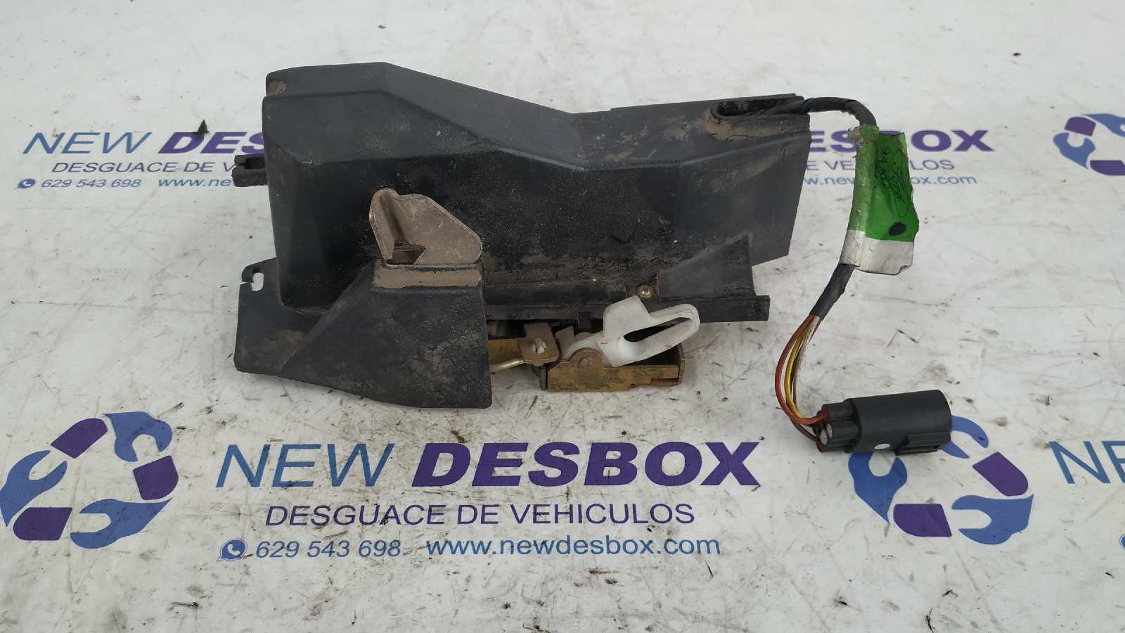 CERRADURA PUERTA DELANTERA DERECHA FORD ESCORT BERL./TURNIER