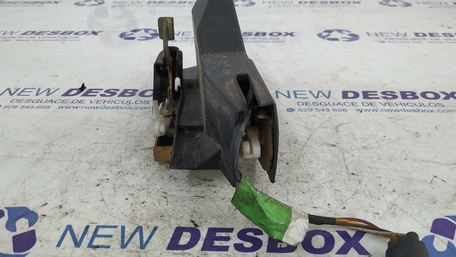 CERRADURA PUERTA DELANTERA DERECHA FORD ESCORT BERL./TURNIER - vista 6