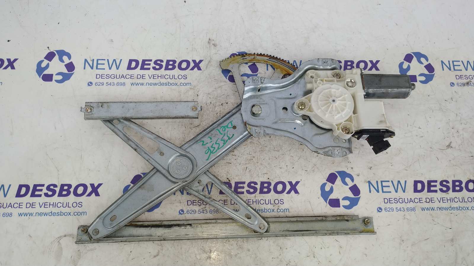 ELEVALUNAS DELANTERO IZQUIERDO TOYOTA COROLLA (E12)