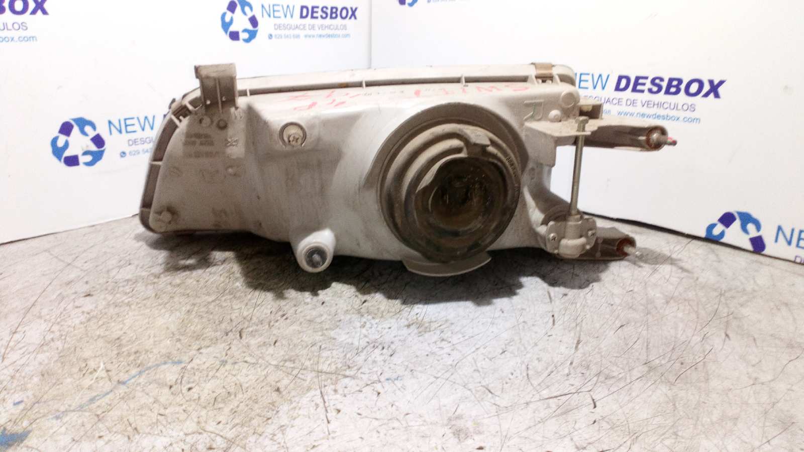 FARO DERECHO SUZUKI SWIFT SF BERLINA (EA) - vista 3