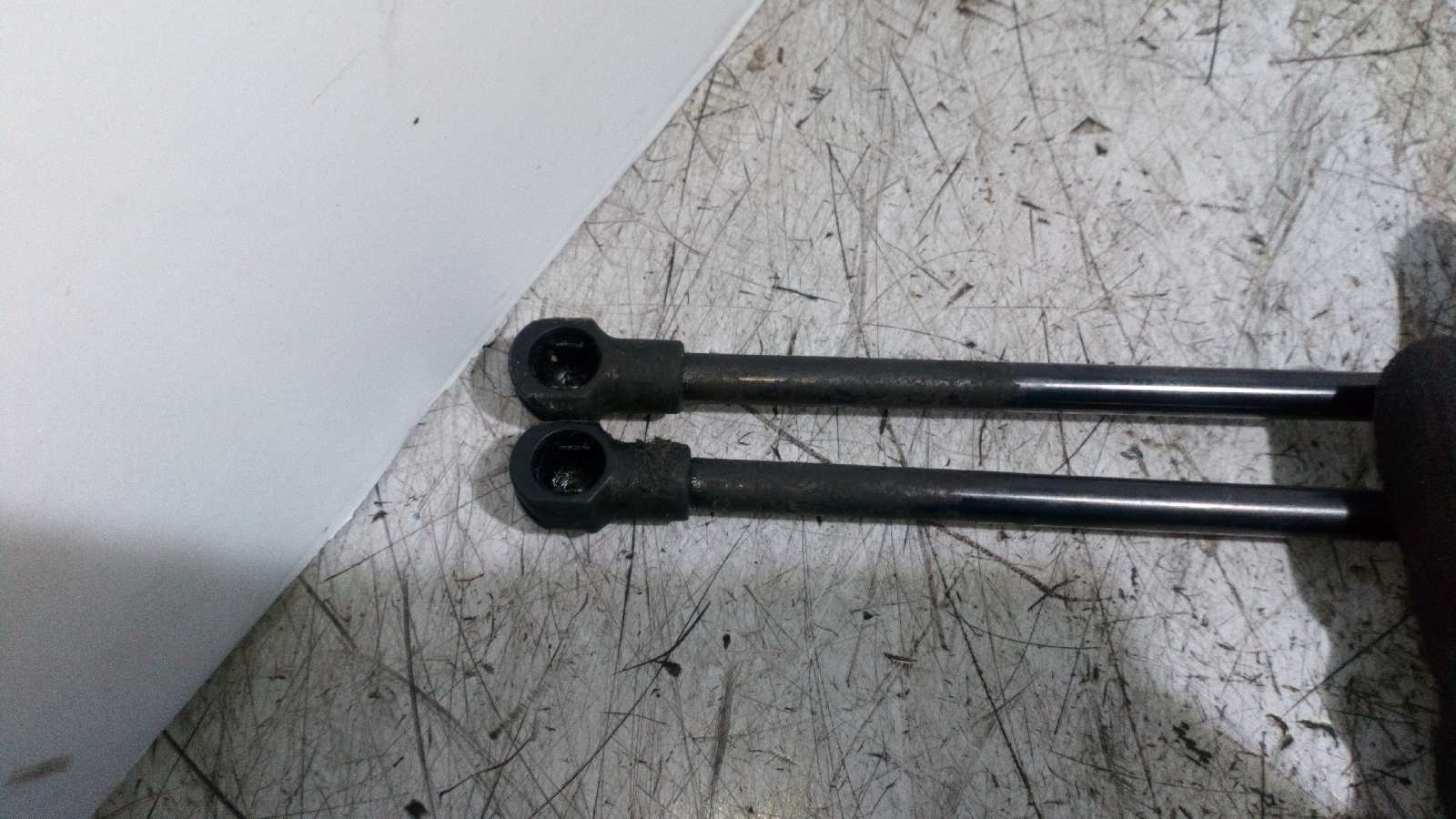 AMORTIGUADORES MALETERO / PORTON OPEL AGILA - vista 3