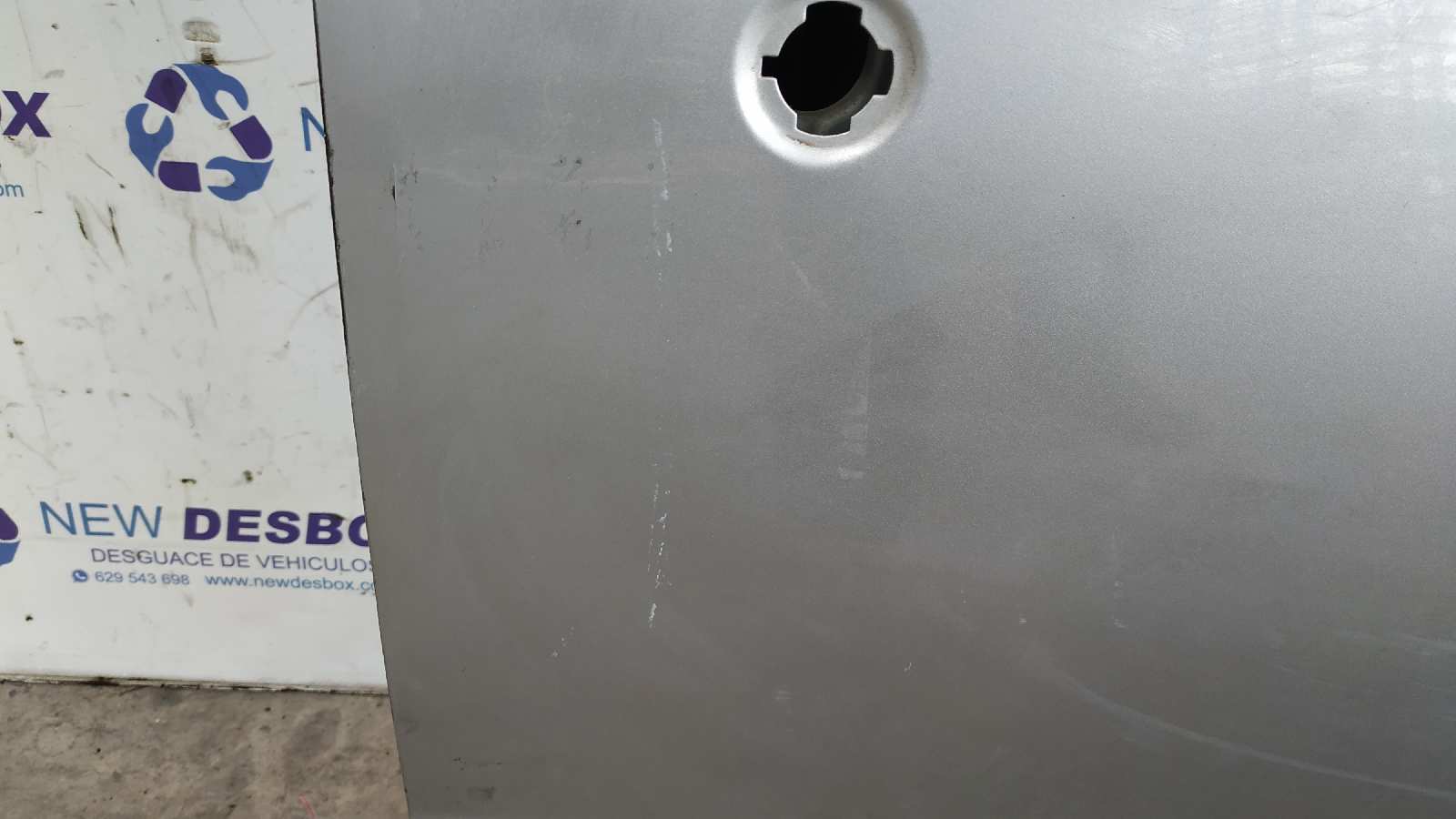 PUERTA DELANTERA DERECHA NISSAN PICK-UP (D22) - vista 4