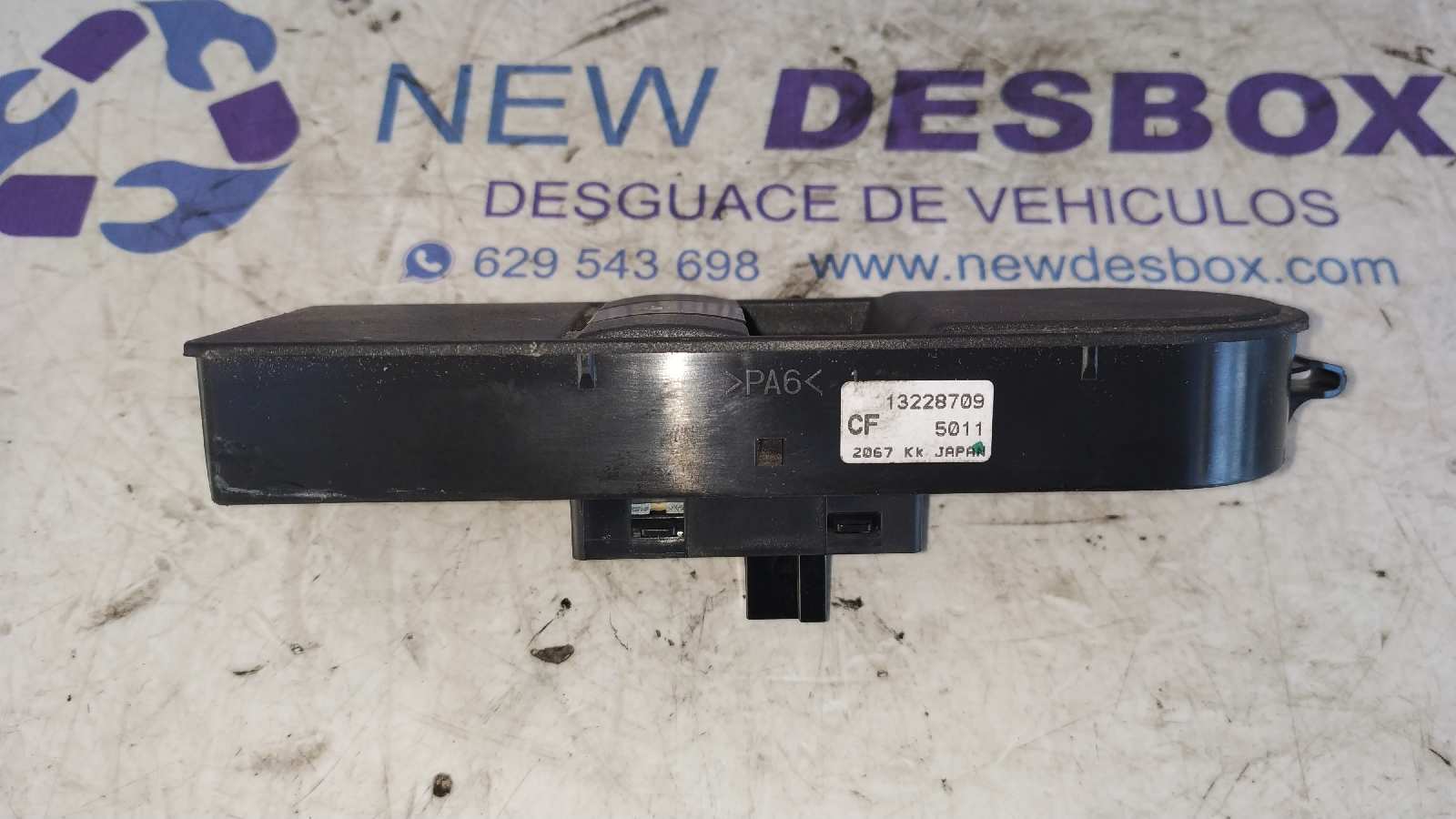 MANDO ELEVALUNAS DELANTERO DERECHO OPEL ZAFIRA B - vista 4