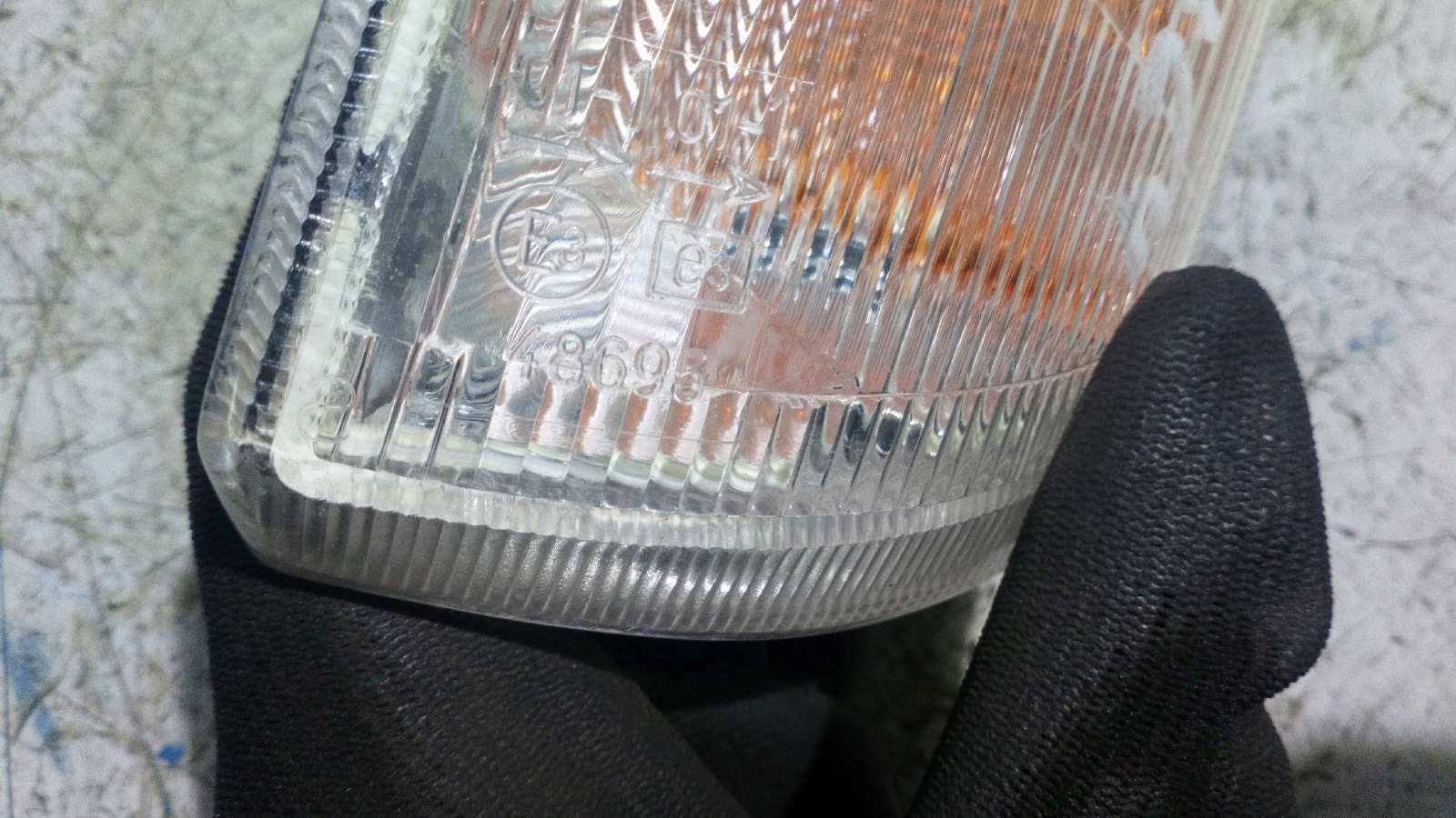 PILOTO DELANTERO IZQUIERDO PEUGEOT 205 BERLINA - vista 3