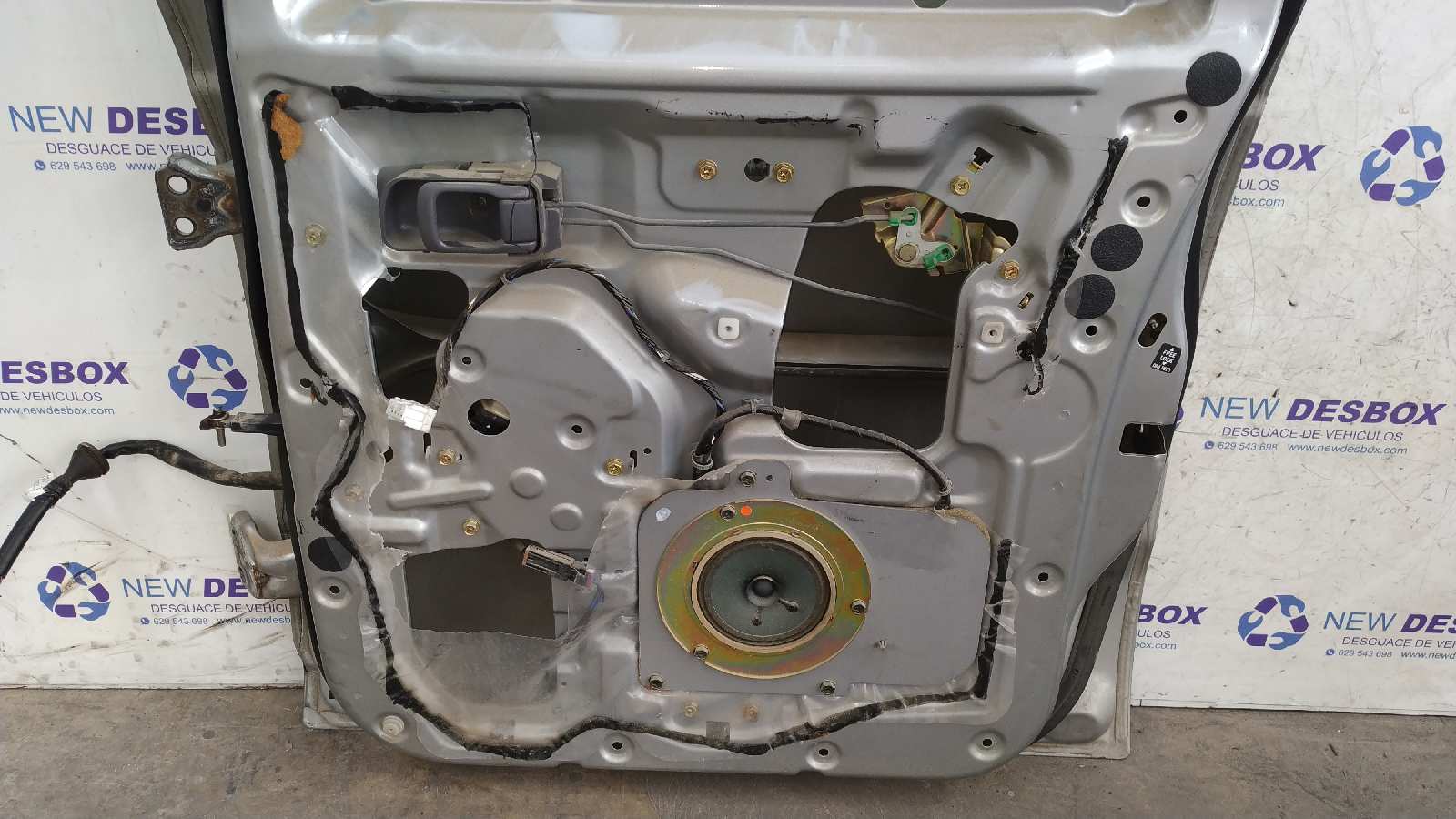 PUERTA TRASERA DERECHA NISSAN PICK-UP (D22) - vista 4