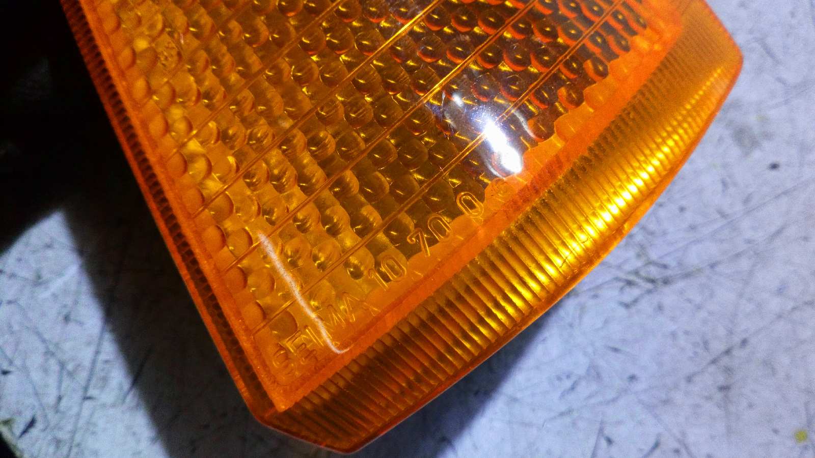 PILOTO DELANTERO IZQUIERDO PEUGEOT 205 BERLINA - vista 2