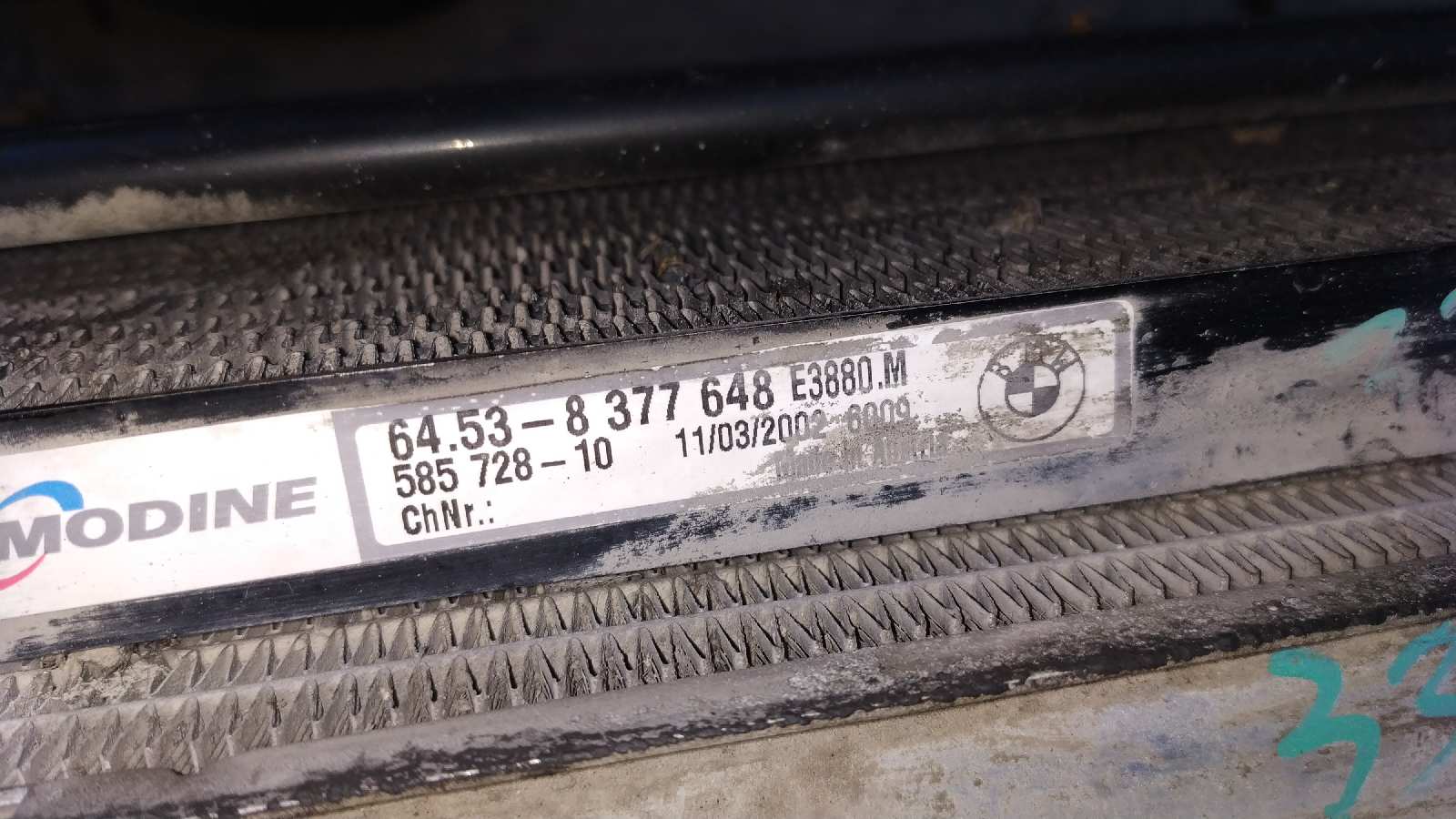 CONDENSADOR / RADIADOR  AIRE ACONDICIONADO BMW SERIE 3 BERLINA (E46) - vista 2