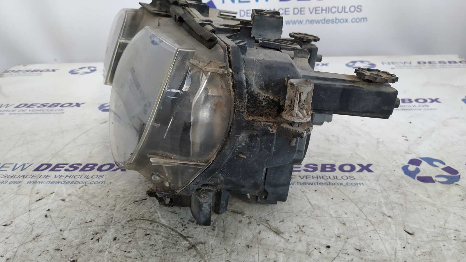 FARO IZQUIERDO BMW SERIE 3 BERLINA (E46) - vista 3