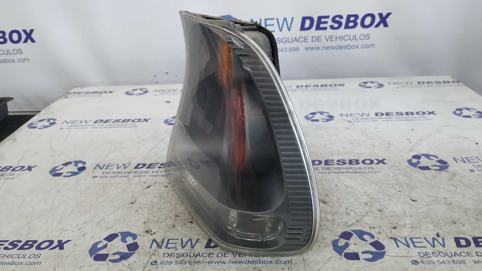 PILOTO TRASERO DERECHO BMW SERIE 3 BERLINA (E46) - vista 7