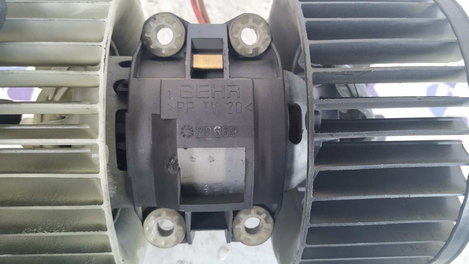 VENTILADOR CALEFACCION BMW SERIE 3 COMPACT (E46) - vista 4