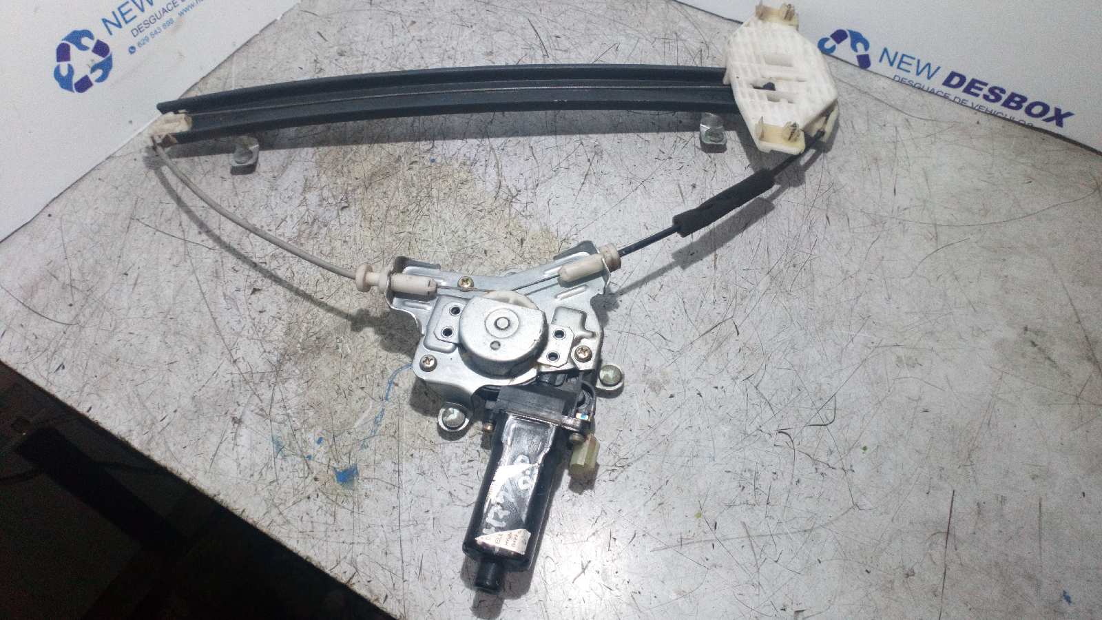 ELEVALUNAS DELANTERO DERECHO HYUNDAI ACCENT (MC) - vista 2