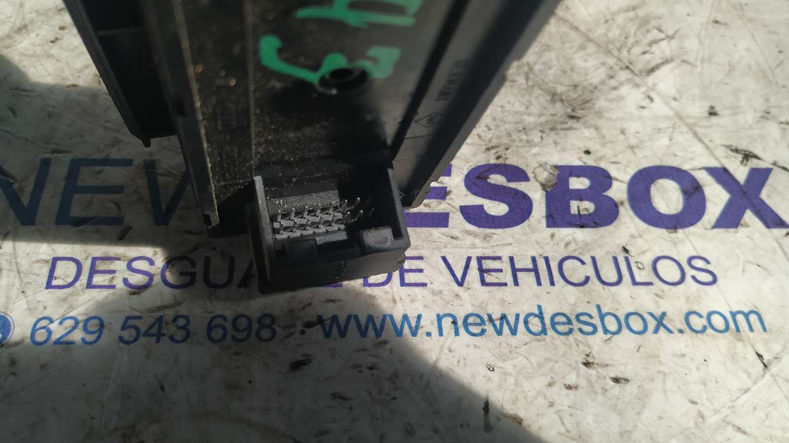 MANDO ELEVALUNAS DELANTERO IZQUIERDO AUDI A6 BERLINA (4B2) - vista 3