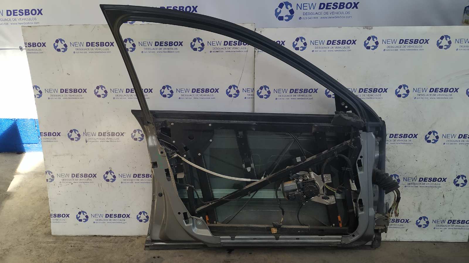 PUERTA DELANTERA IZQUIERDA AUDI A6 BERLINA (4B2) - vista 3