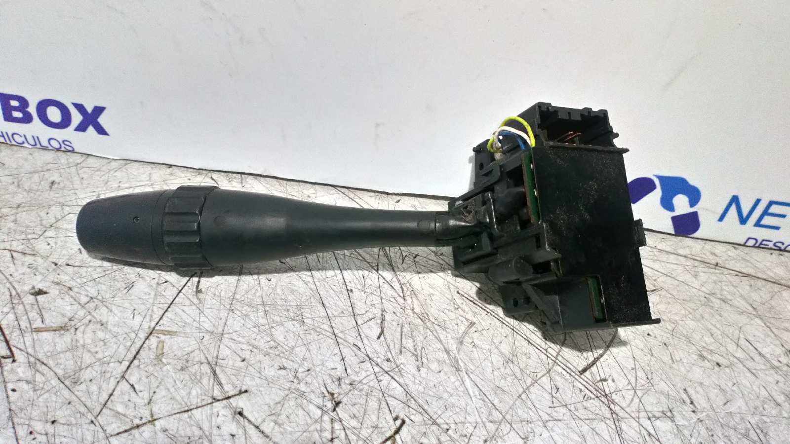 MANDO LIMPIA MITSUBISHI MONTERO (V20/V40) - vista 3