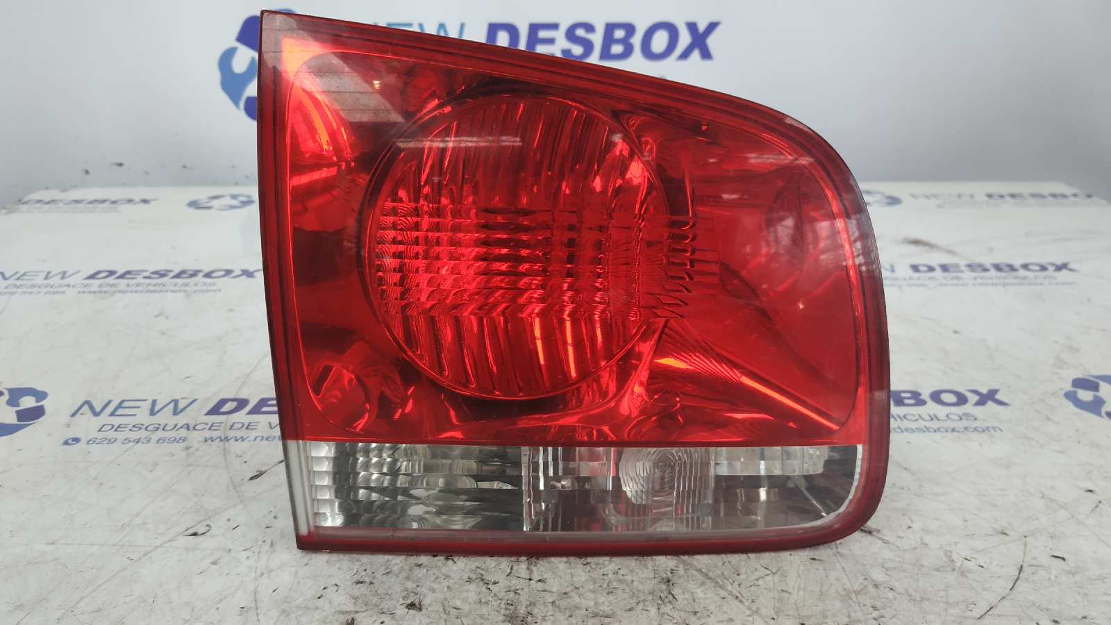 PILOTO PORTON IZQUIERDO VOLKSWAGEN TOUAREG (7LA)