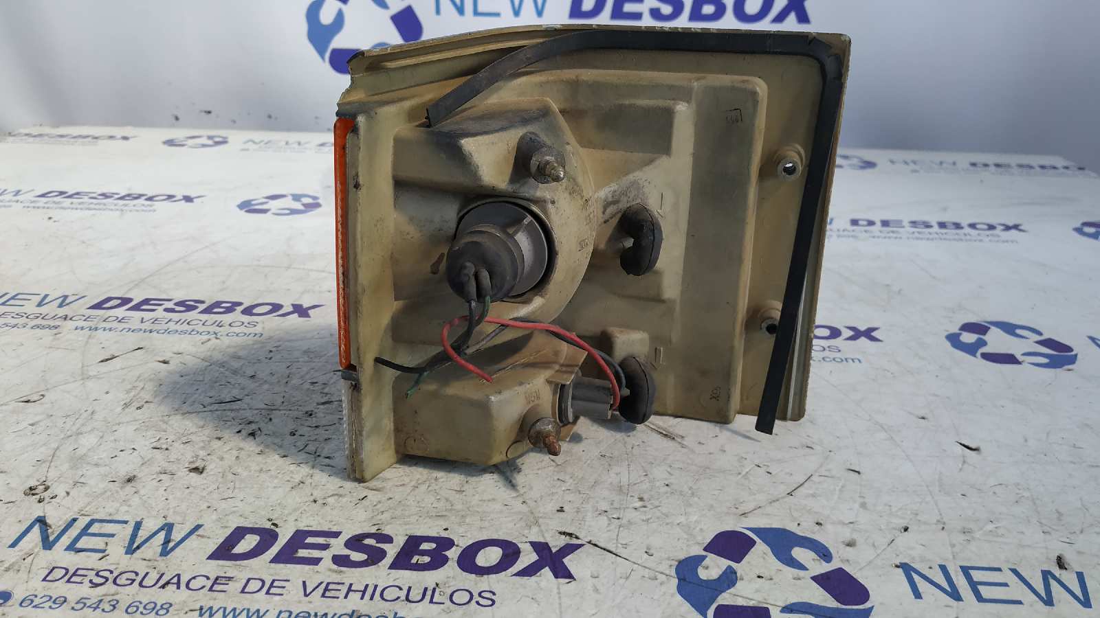 PILOTO DELANTERO DERECHO NISSAN VANETTE (C 220) - vista 3