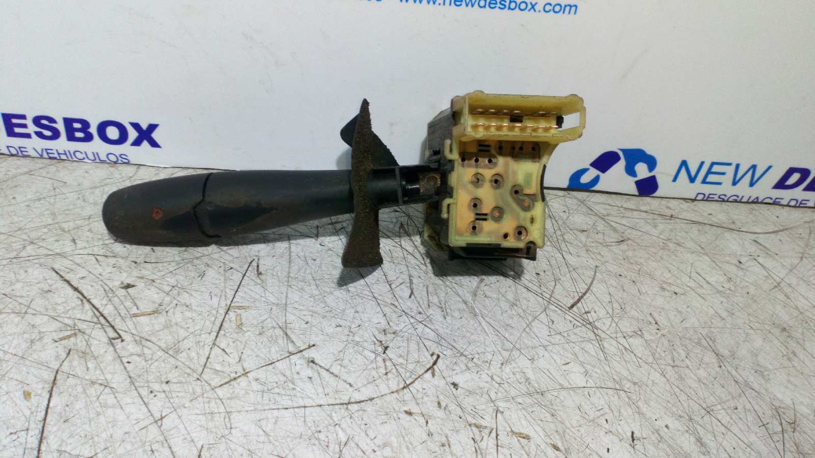 MANDO LIMPIA RENAULT TRAFIC (DESDE 5.89) - vista 3