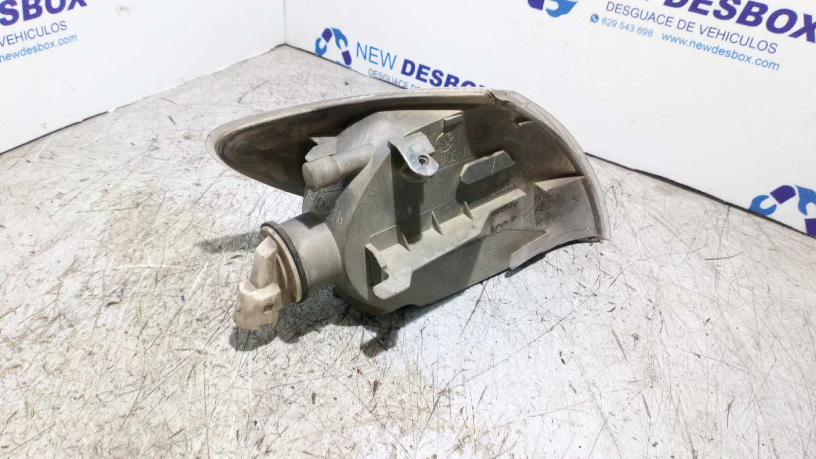 PILOTO DELANTERO IZQUIERDO RENAULT MEGANE I BERLINA HATCHBACK (BA0) - vista 2