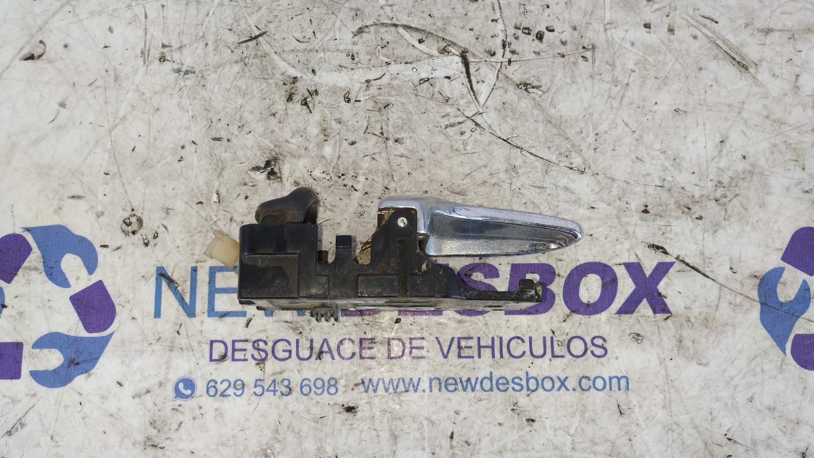 MANETA INTERIOR DELANTERA DERECHA NISSAN TERRANO/TERRANO.II (R20) - vista 2