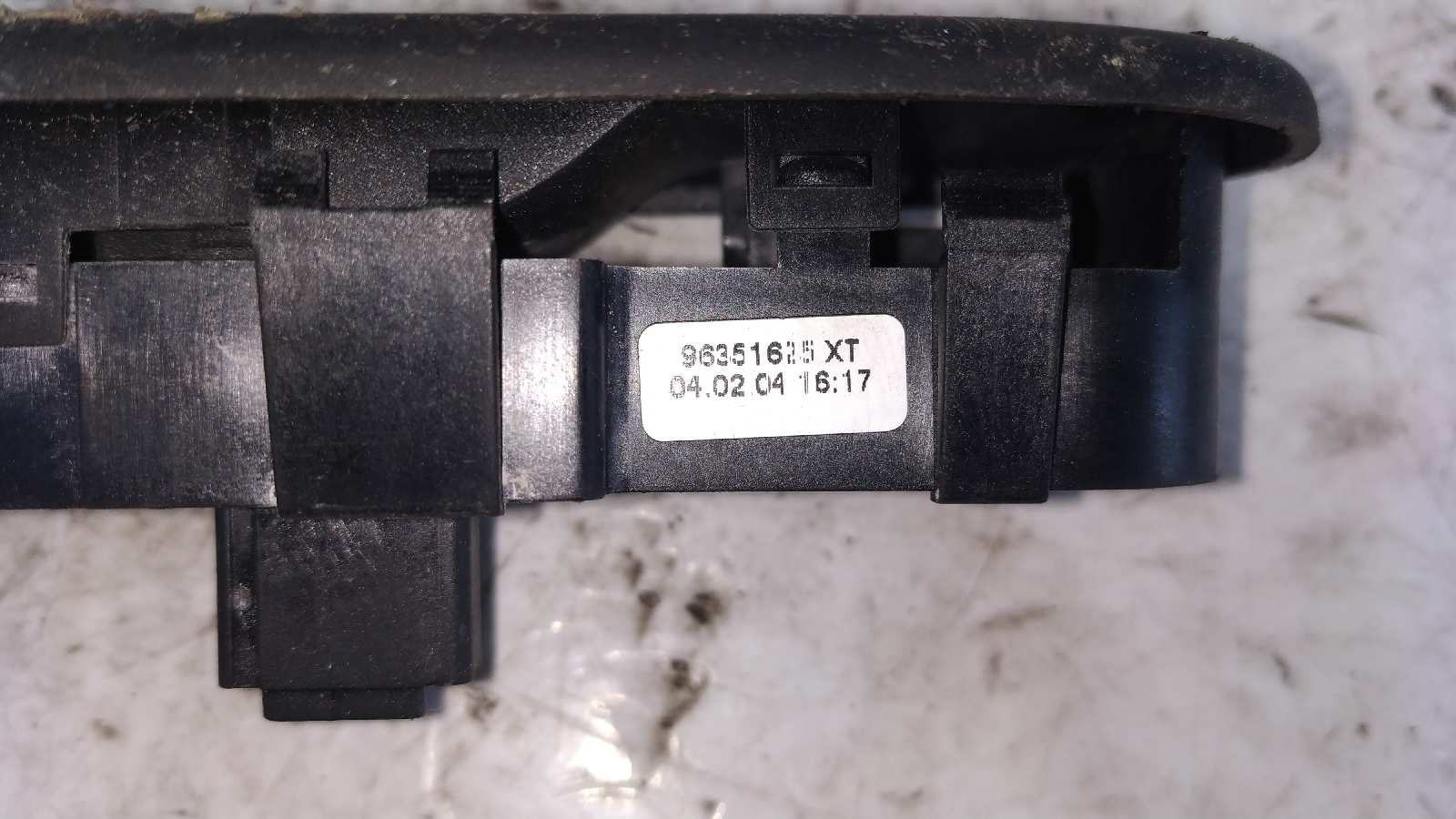 MANDO ELEVALUNAS DELANTERO DERECHO PEUGEOT 307 BREAK / SW (S1) - vista 4