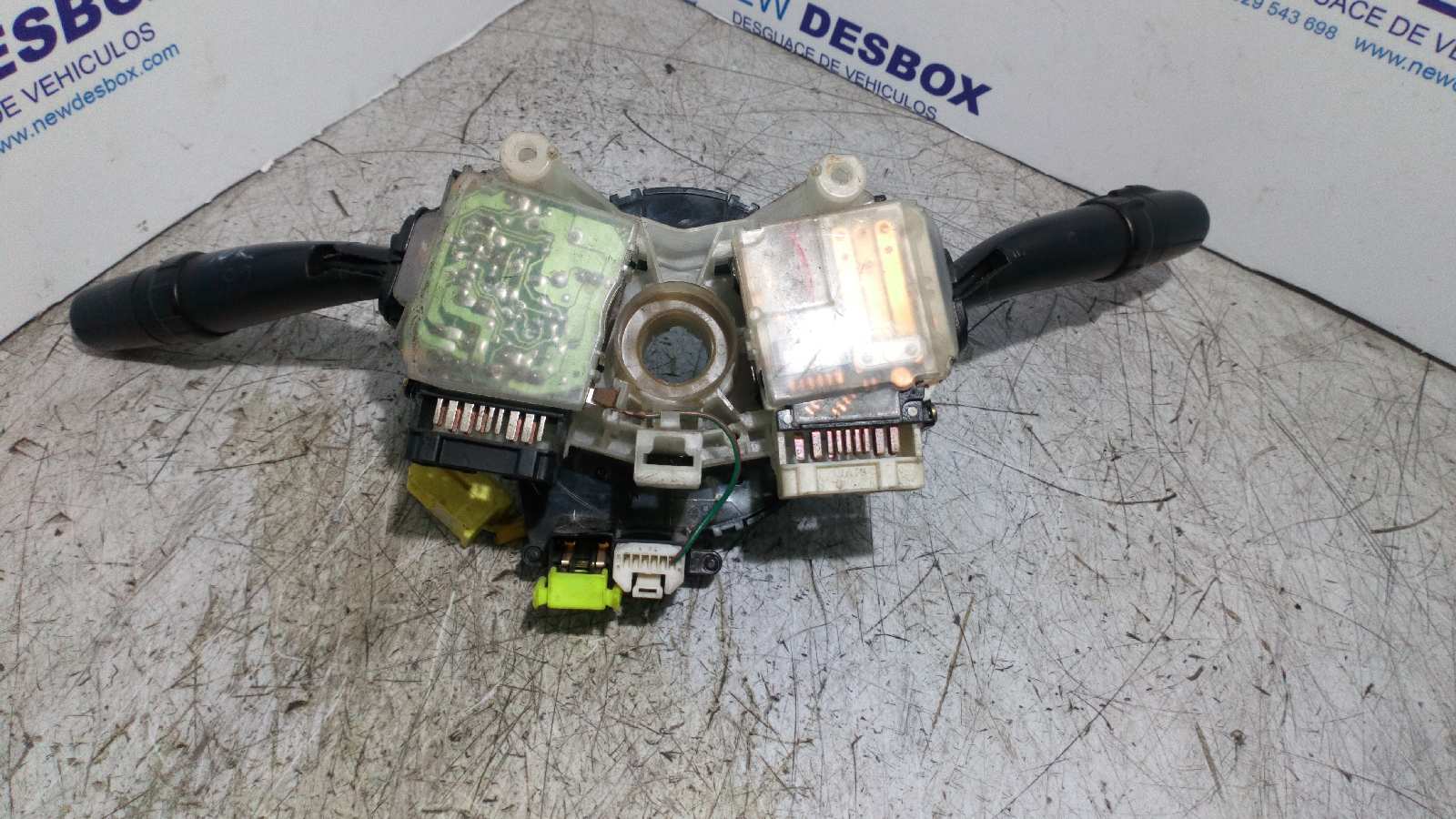 MANDO MULTIFUNCION TOYOTA COROLLA (E11) - vista 4