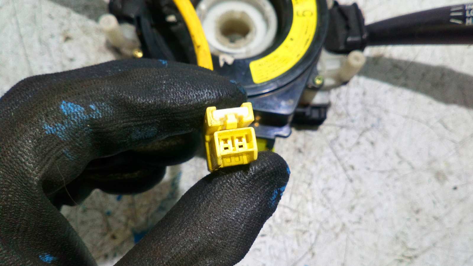 MANDO MULTIFUNCION TOYOTA COROLLA (E11) - vista 3