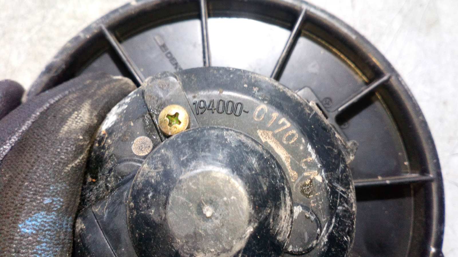 MOTOR CALEFACCION DAIHATSU FEROZA XT - vista 5