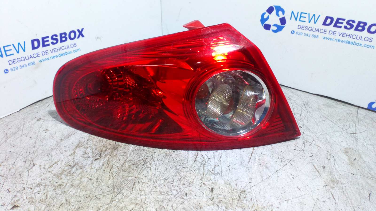 PILOTO TRASERO IZQUIERDO DAEWOO LACETTI 1.6