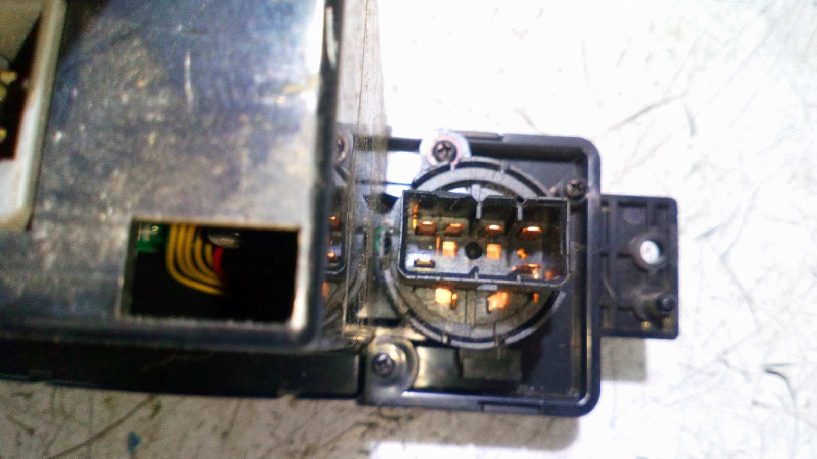 MANDO CALEFACCION / AIRE ACONDICIONADO KIA CARNIVAL 2.9 - vista 7