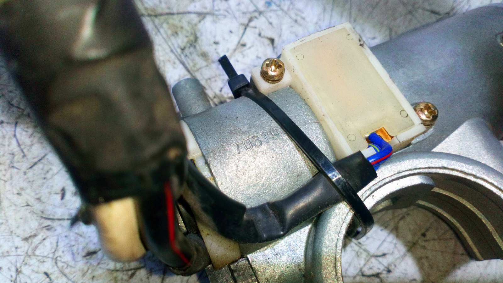 CONMUTADOR DE ARRANQUE KIA PRIDE - vista 3