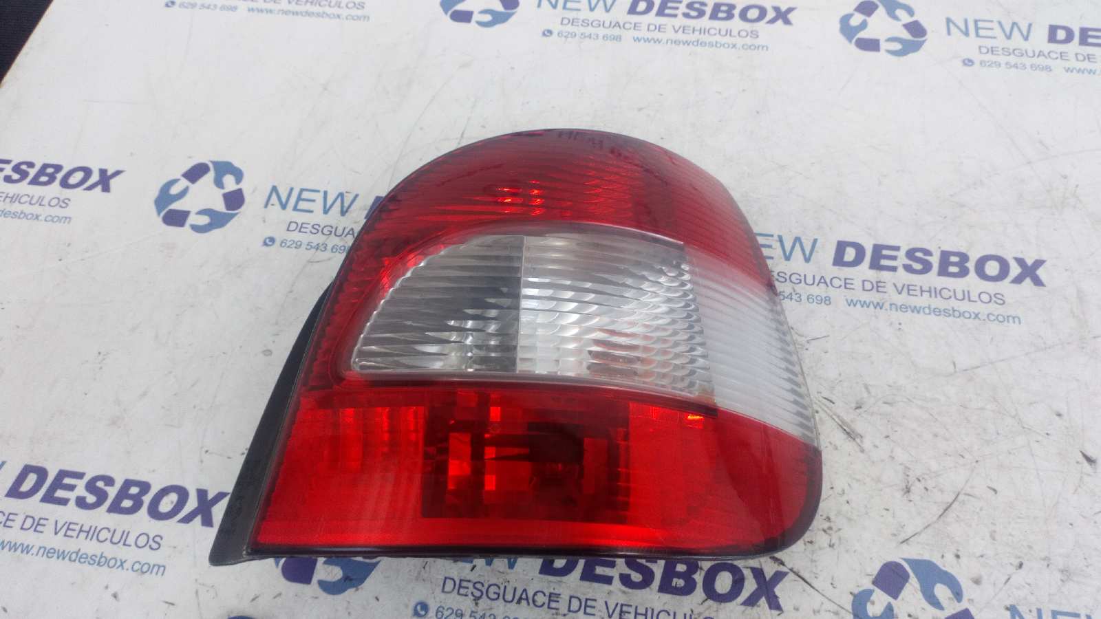 PILOTO TRASERO DERECHO RENAULT SCENIC RX4 (JA0)