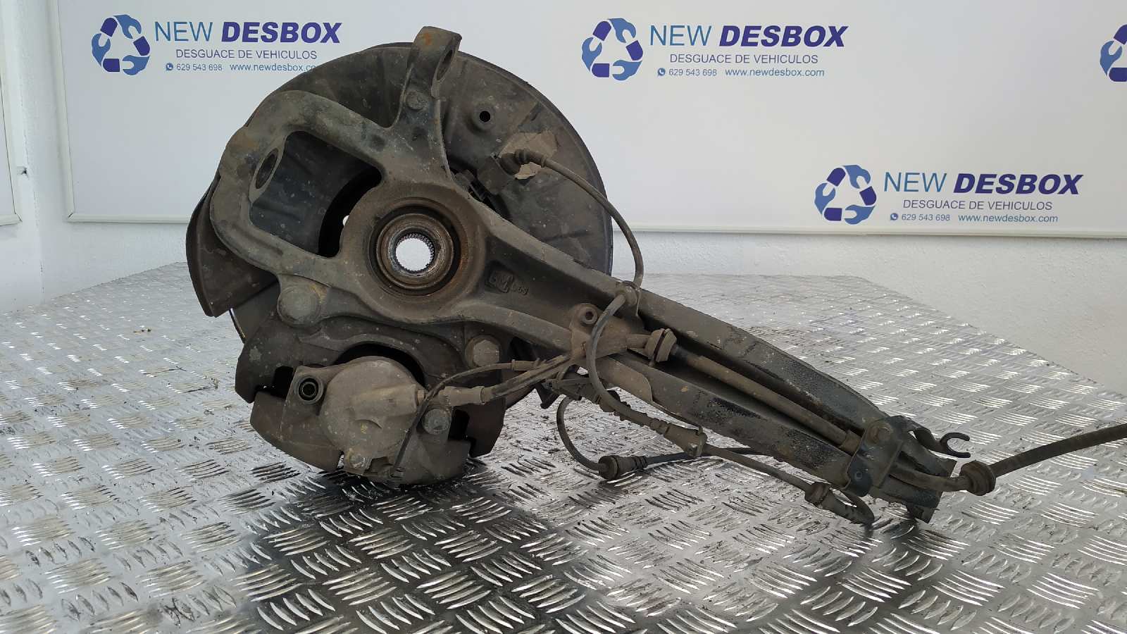 MANGUETA DELANTERA IZQUIERDA VOLKSWAGEN TOUAREG (7LA)