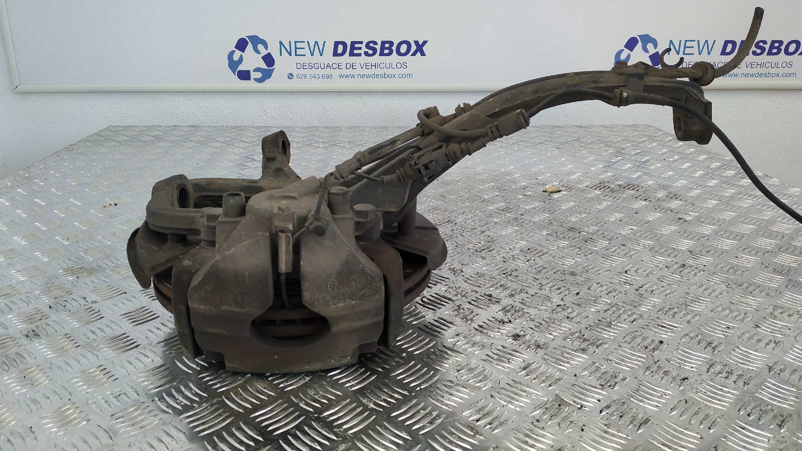 MANGUETA DELANTERA IZQUIERDA VOLKSWAGEN TOUAREG (7LA) - vista 5