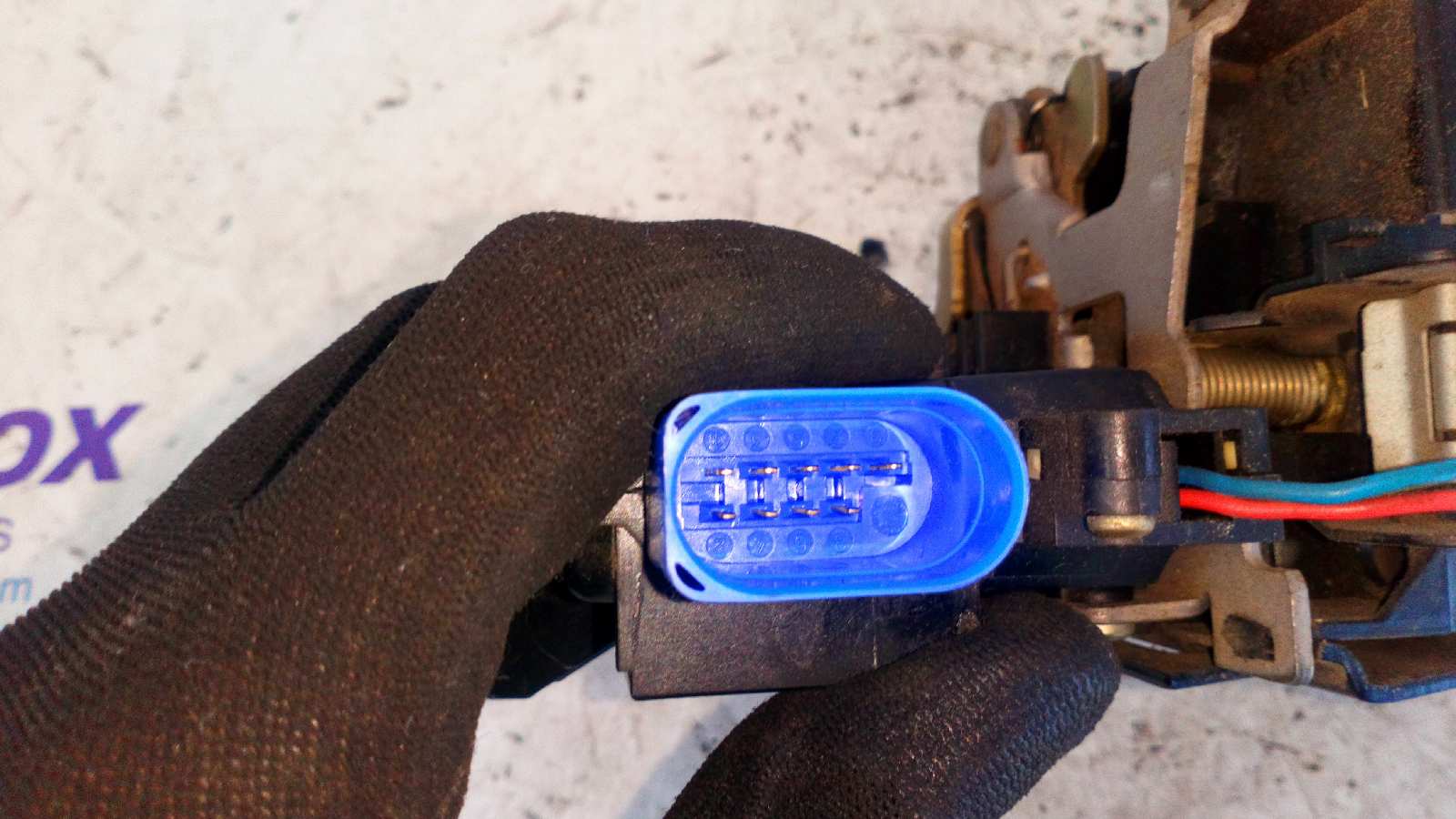 CERRADURA PUERTA DELANTERA IZQUIERDA VOLKSWAGEN TOUAREG (7LA) - vista 5