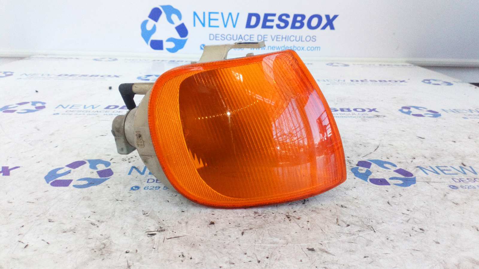 PILOTO DELANTERO DERECHO VOLKSWAGEN POLO BERLINA (6N1)